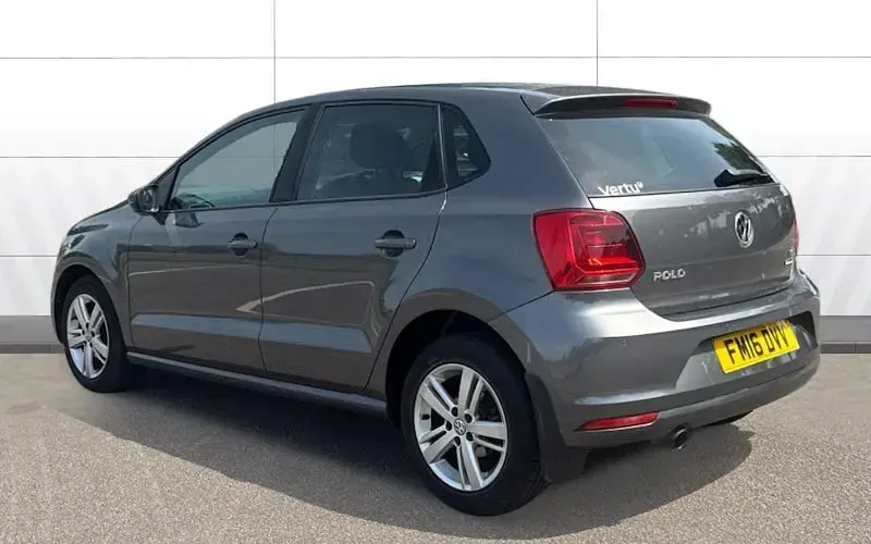 Used VW Polo Match 90 HP (66 kW) 2016 Grey Hatchback