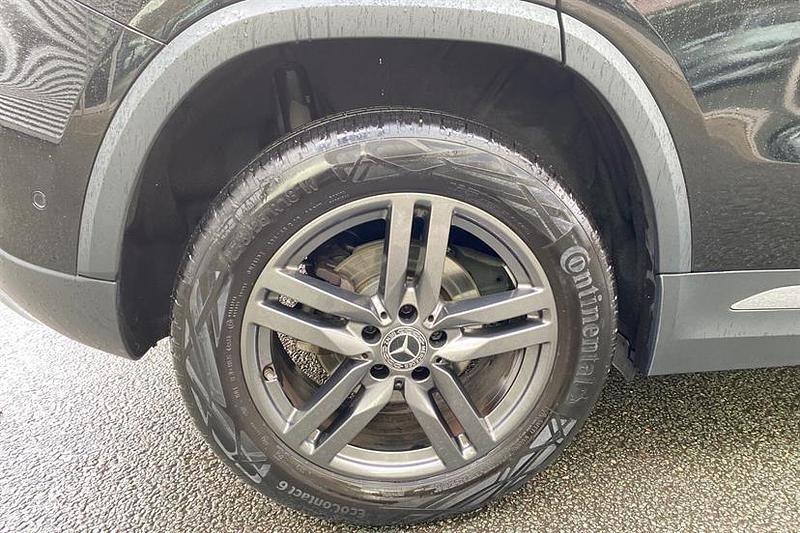 Used Mercedes GLA180 Sport Edition 136 HP (100 kW) 2024 Cosmos black SUV