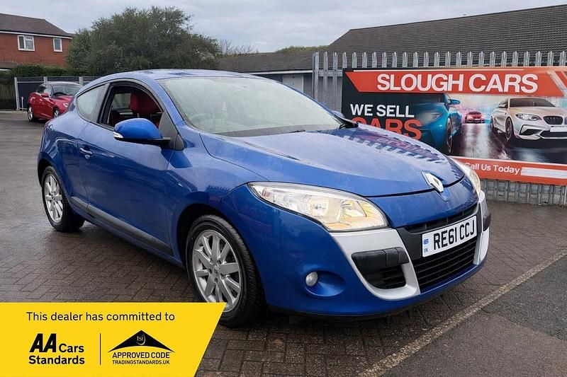 Used Renault Mégane Coupé Expression 2011 Blue Coupe