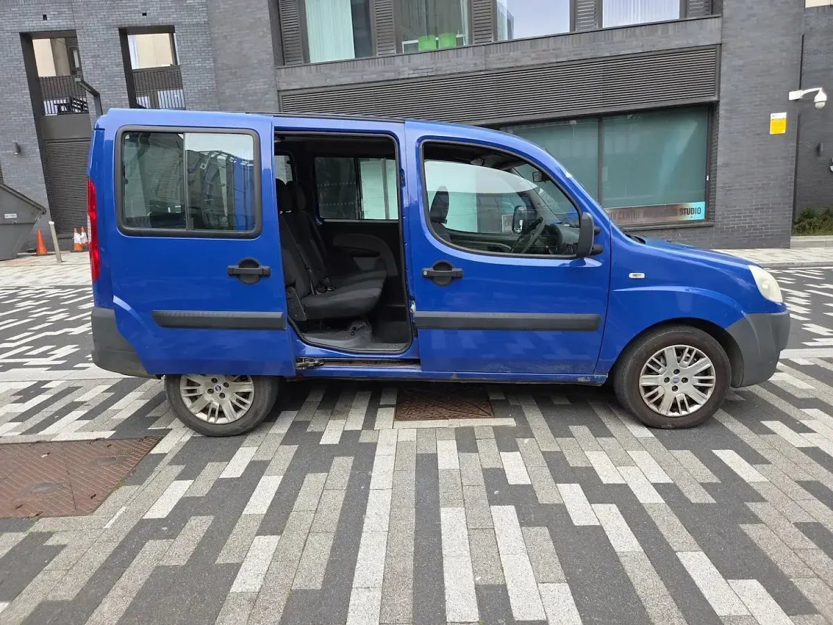 Used Fiat Doblò Active 85 HP (62 kW) 2007 Blue MPV
