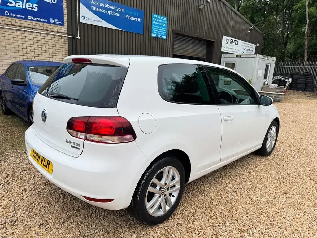 Used VW Golf VI GT 140 HP (102 kW) 2011 White Hatchback
