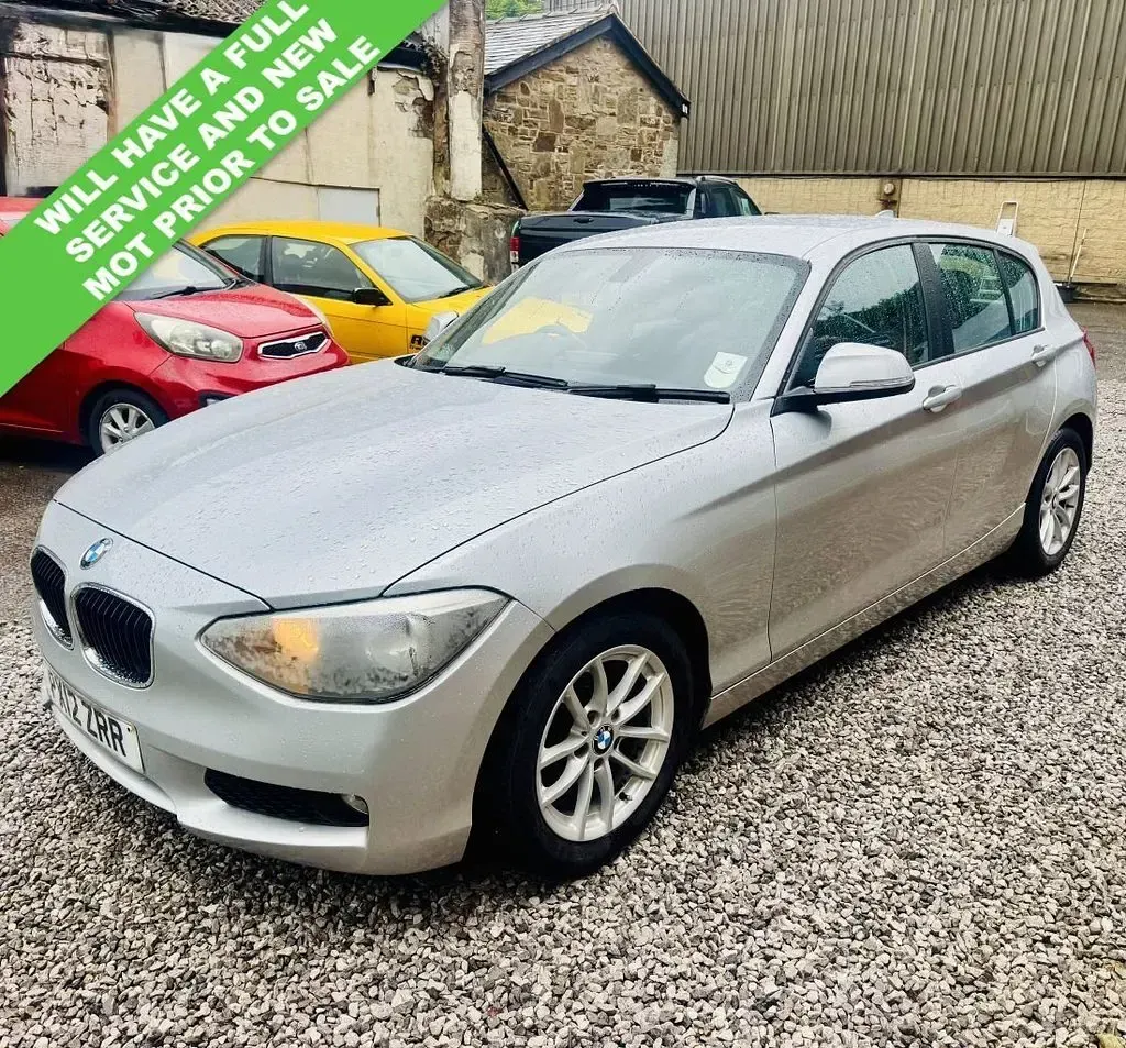 Used BMW 118 Comfort Edition 143 HP (105 kW) 2012 Silver Hatchback