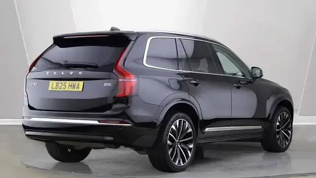 Begagnad Volvo XC90 Ultra 250 HK (183 kW) 2025 SUV