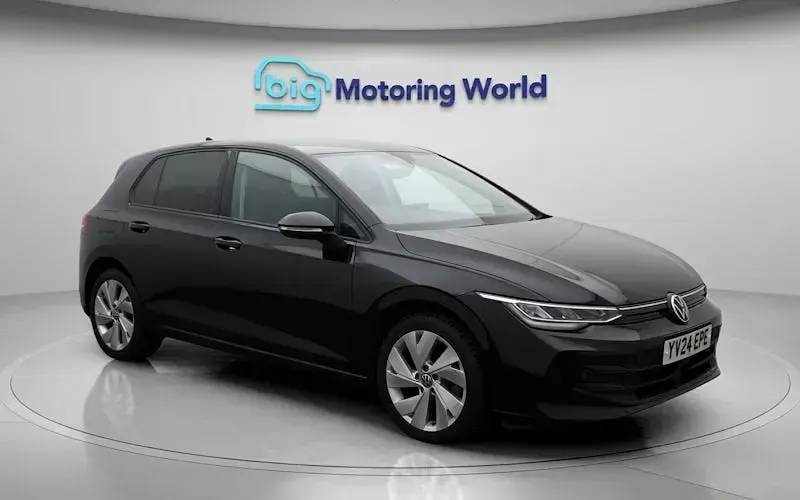 Second-hand VW Golf VIII Match 150 CP (110 kW) 2026 Hatchback