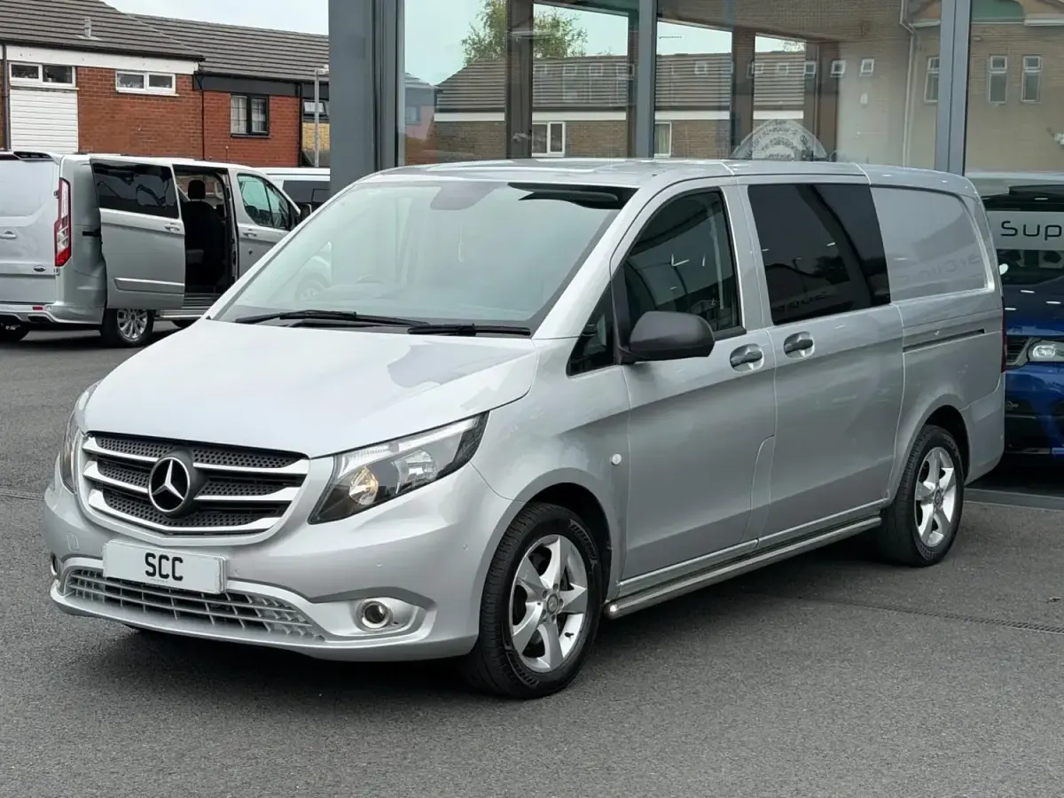 Usado Mercedes Vito 2018 Prateado Van
