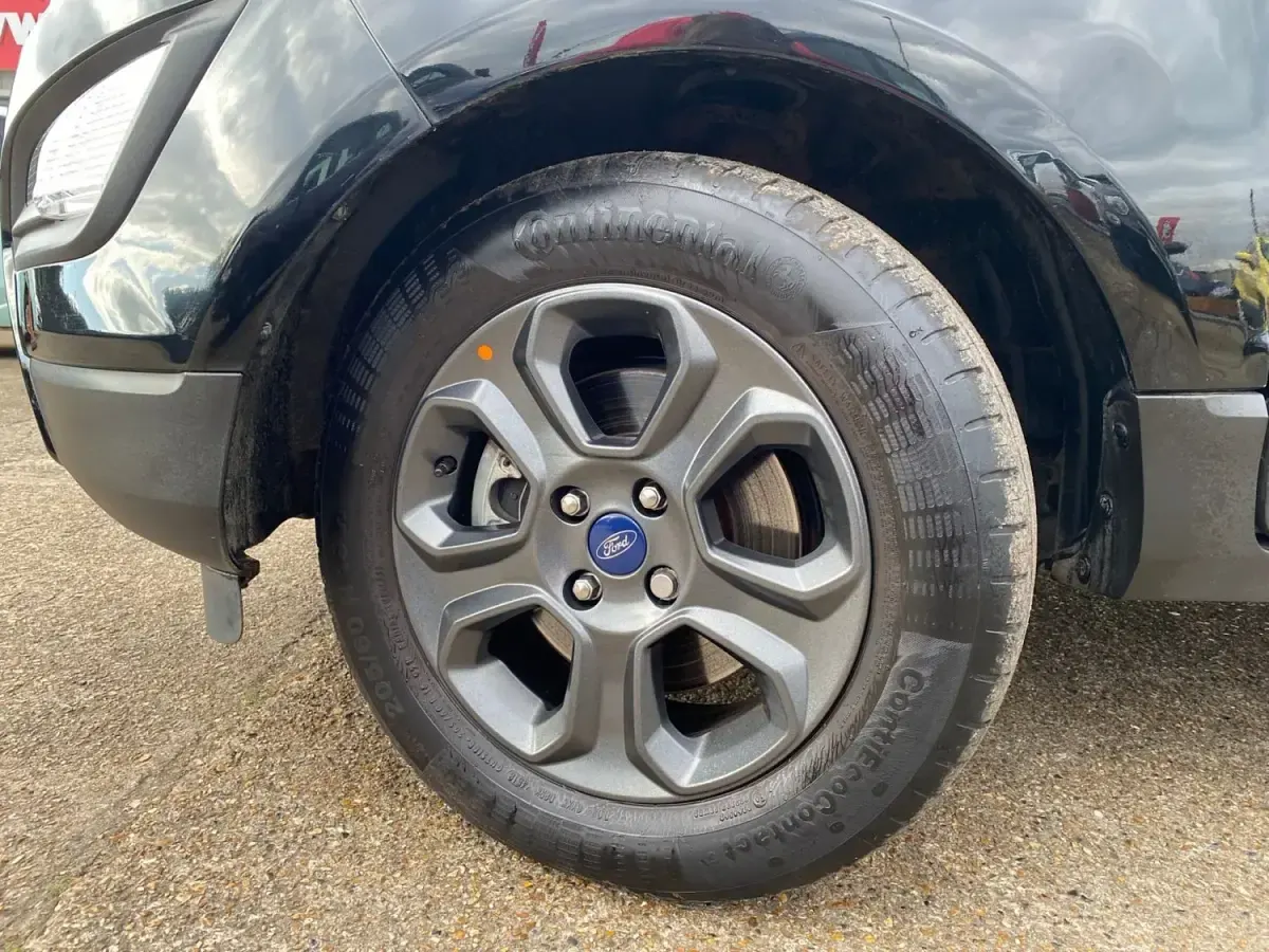 Używany Ford Ecosport Zetec 2019 Czarny SUV