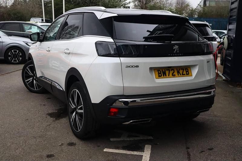Used Peugeot 3008 Premium 131 HP (96 kW) 2023 White SUV