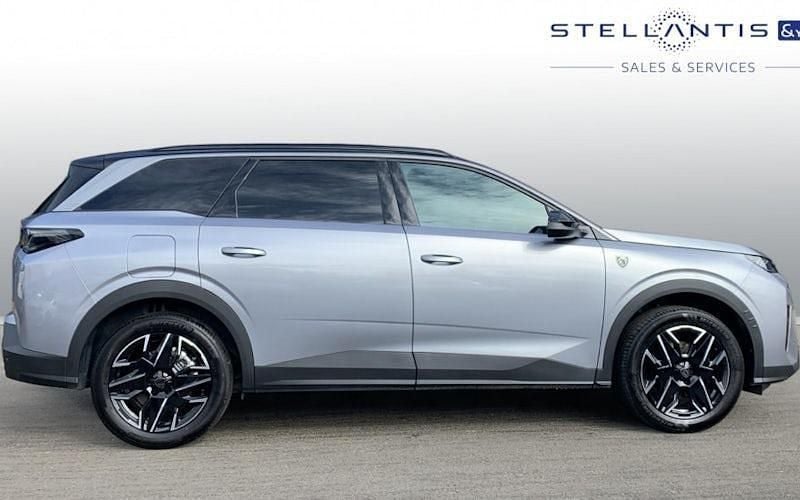 Used Peugeot 5008 GTi 136 HP (100 kW) 2025 Grey SUV