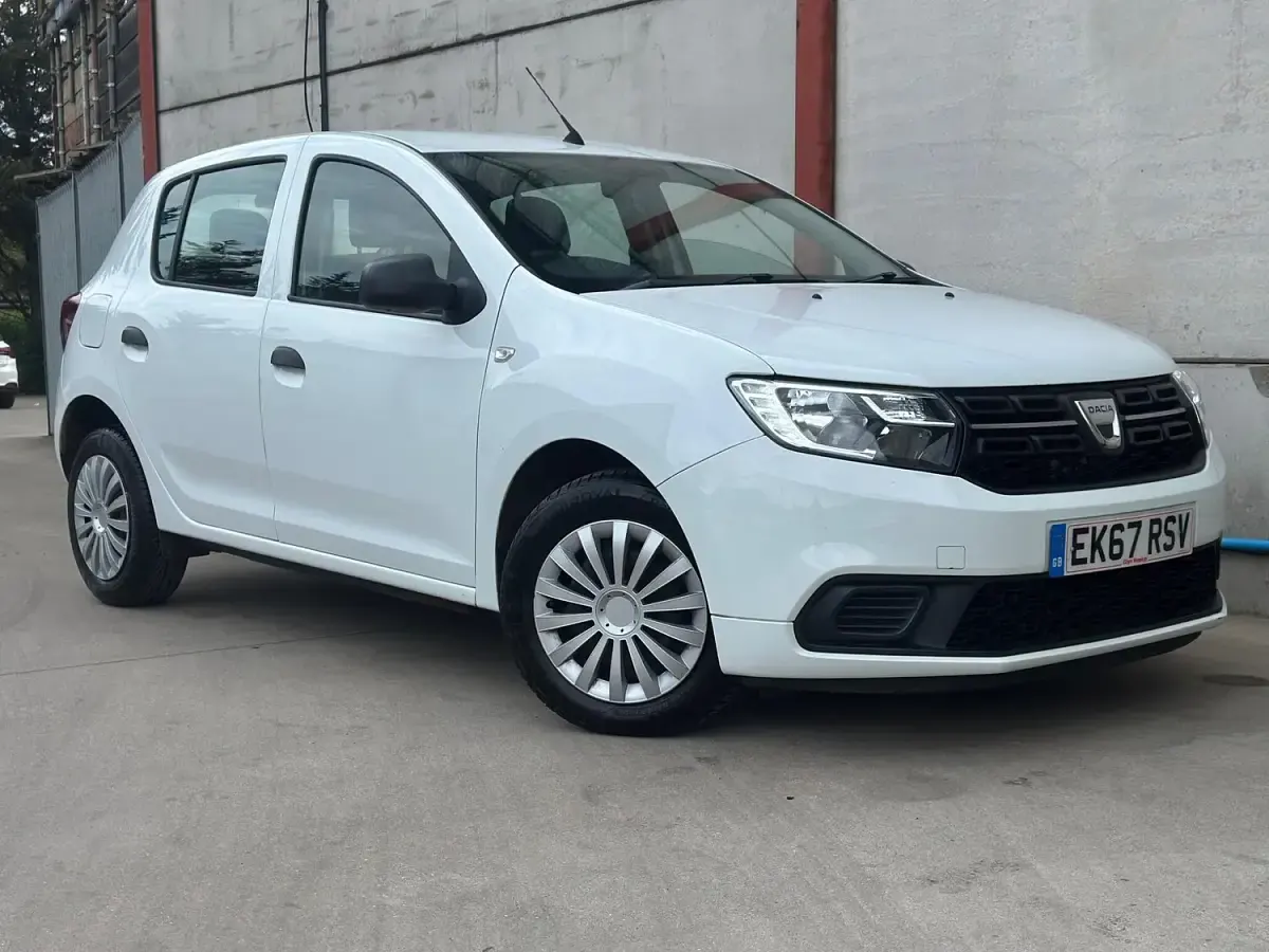 Used Dacia Sandero Ambiance 2017 White Hatchback
