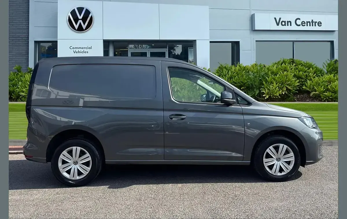 Used VW Caddy 120 HP (88 kW) 2025 Grey MPV