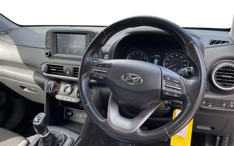 Second-hand Hyundai Kona SE 120 CP (88 kW) 2020 SUV