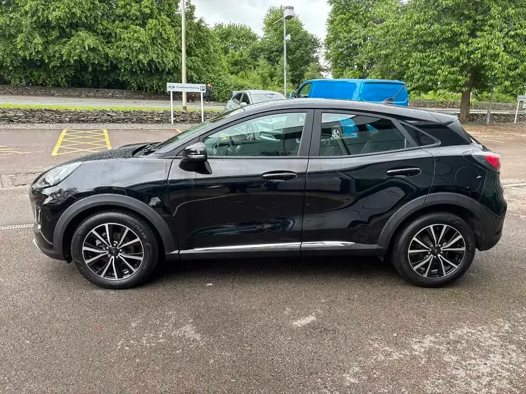 Used Ford Puma Titanium 125 HP (91 kW) 2023 Black SUV