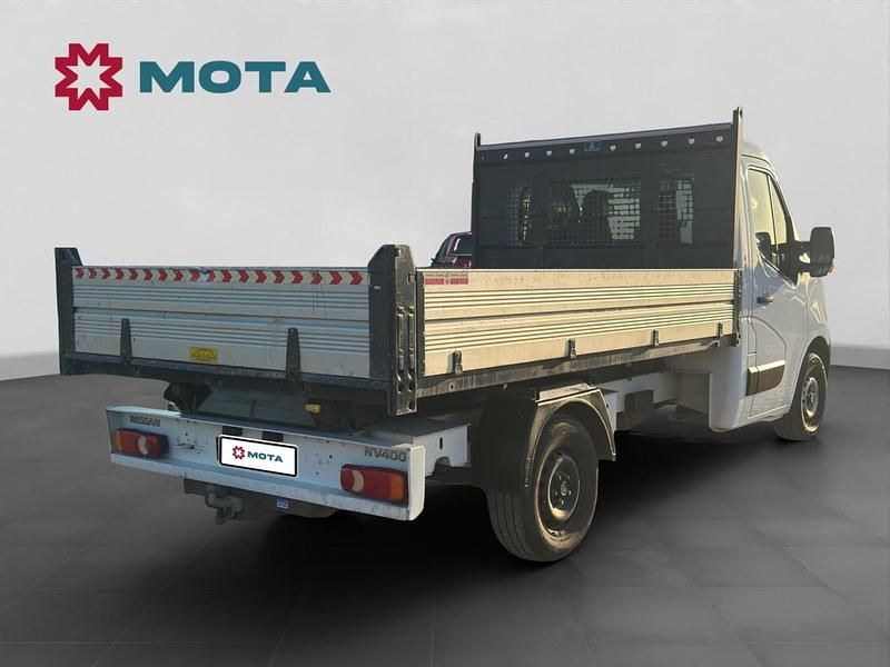 Used Nissan NV400 130 HP (95 kW) 2019 White Van