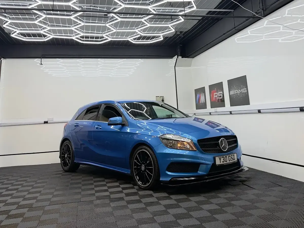 Used Mercedes A200 AMG 2014 Blue Hatchback
