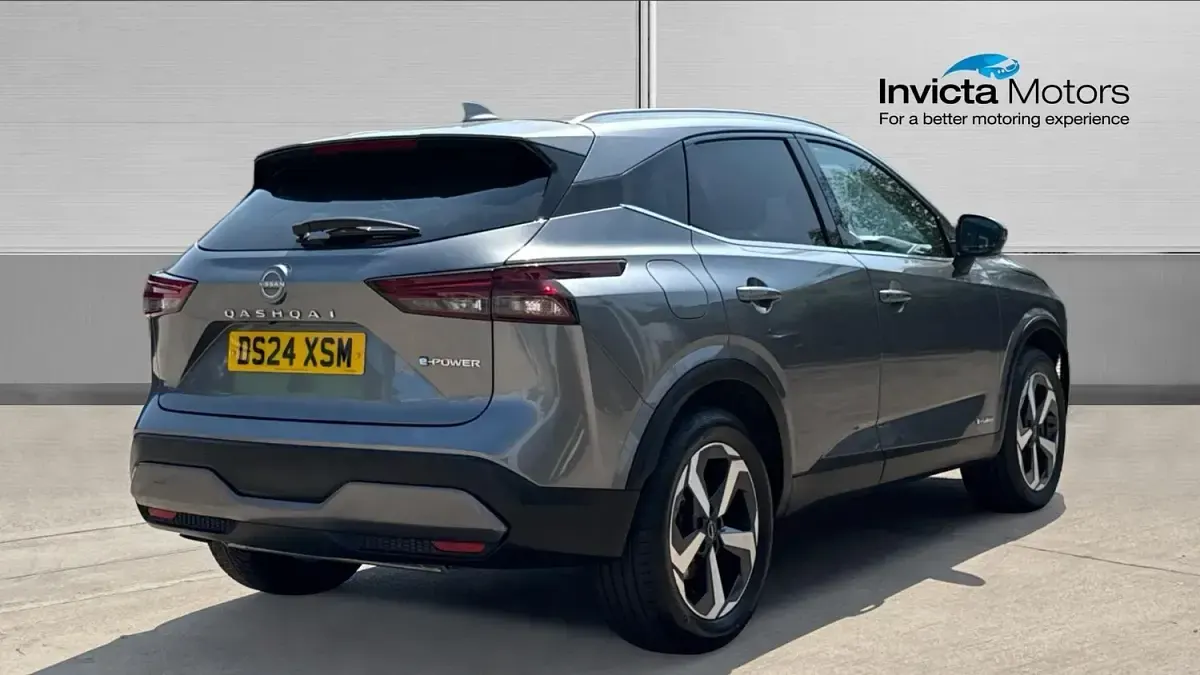 Used Nissan Qashqai N-Connecta 190 HP (139 kW) 2024 Grey SUV
