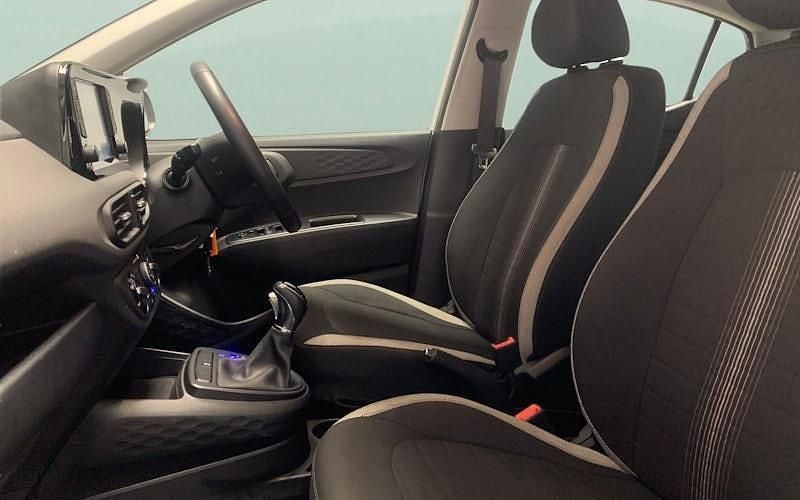 Used Hyundai i10 Advanced 67 HP (49 kW) 2025 Hatchback