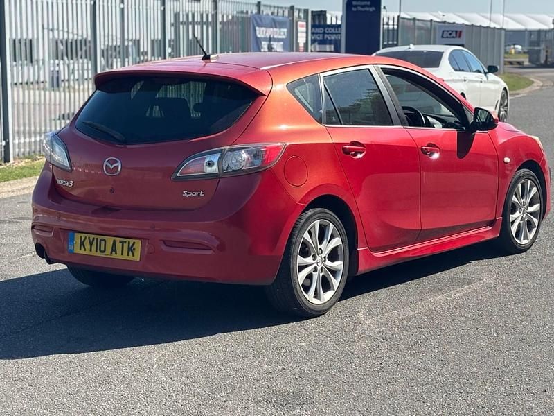 Used Mazda 3 Inclusive 185 HP (136 kW) 2010 Red Hatchback