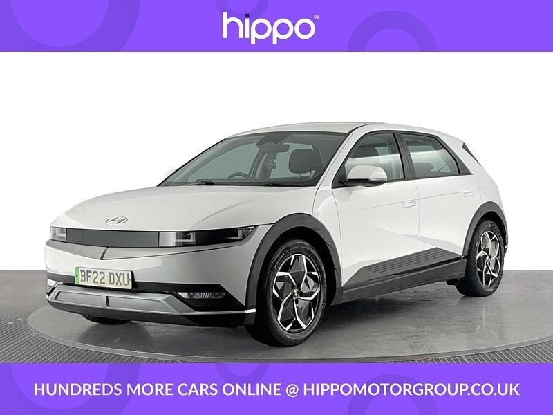 White Used 2022 Hyundai Ioniq SE Hatchback | £14,120 (Super price) - Image 1/4