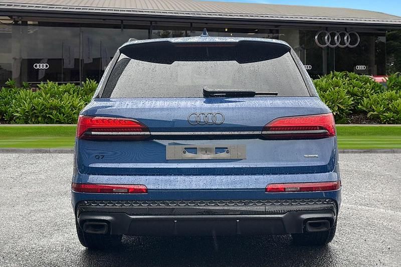 New Audi Q7 Black Edition 2026 Blue SUV