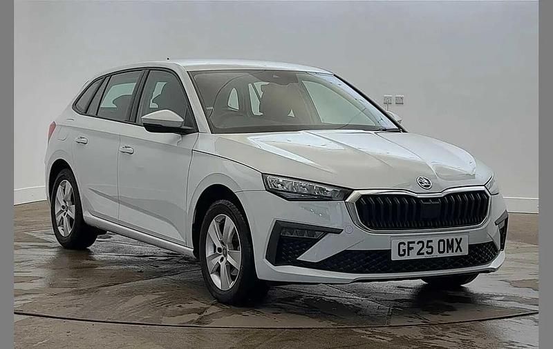 Used Skoda Scala SE 113 HP (83 kW) 2025 Moon white metallic Hatchback