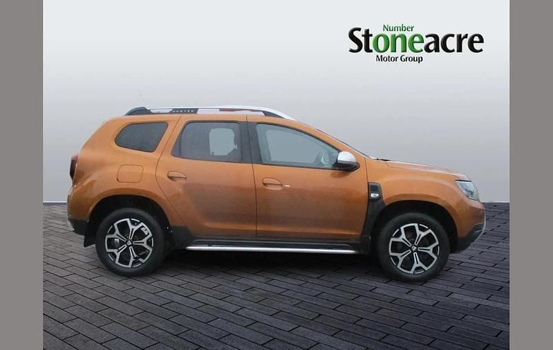 Used Dacia Duster Prestige 115 HP (84 kW) 2019 Orange SUV
