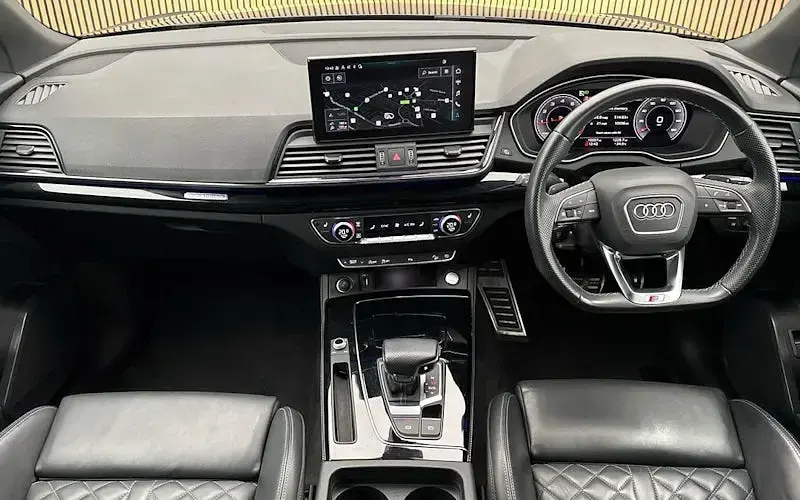Used Audi Q5 Design 265 HP (194 kW) 2022 Blue SUV