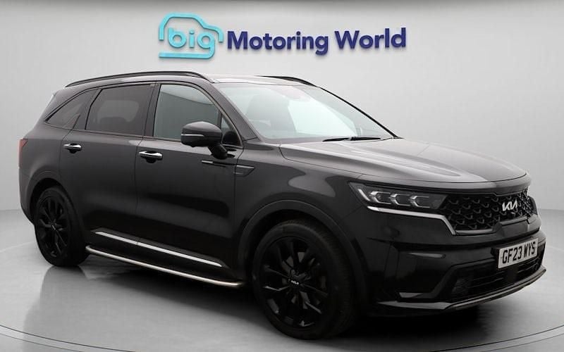 Black Used 2023 Kia Sorento SUV | £33,100 (Fair price) - Image 1/4