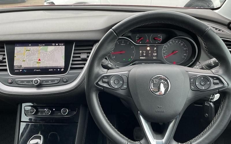 Used Vauxhall Grandland X SRi 131 HP (96 kW) 2021 SUV