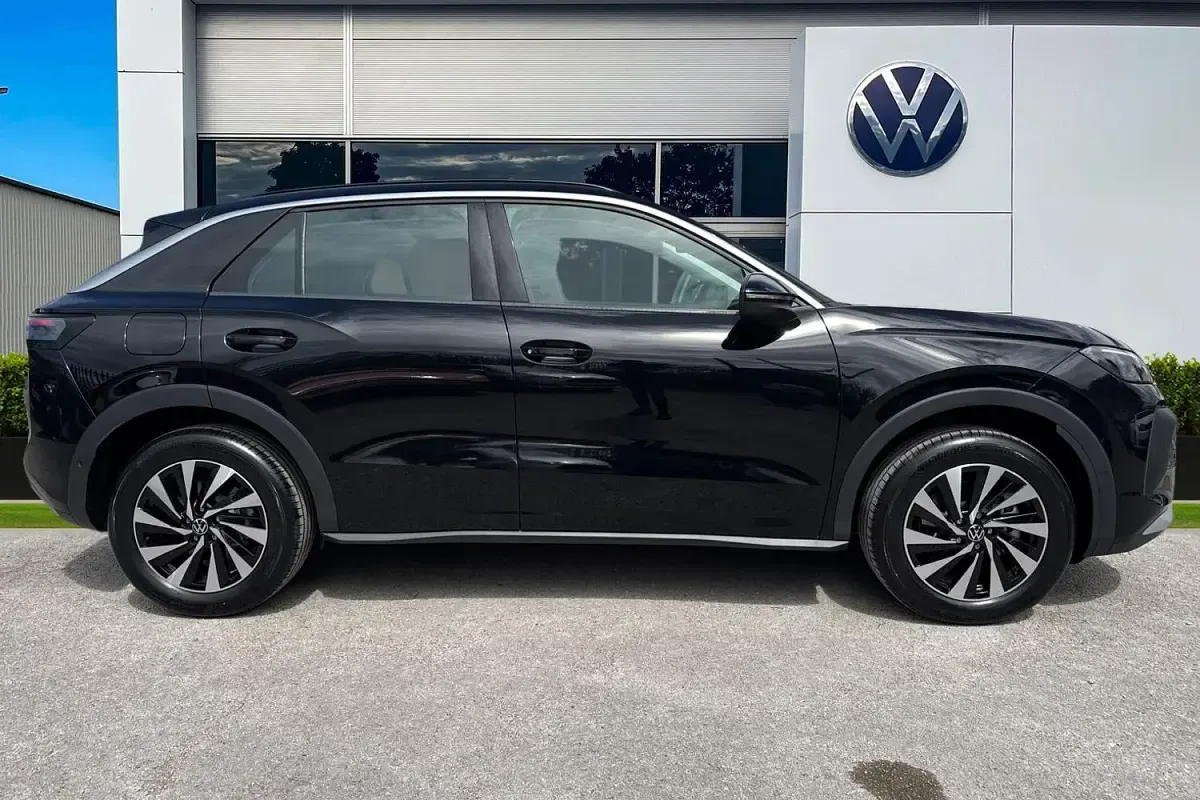 New VW T-Roc S 150 HP (110 kW) 2026 Black SUV