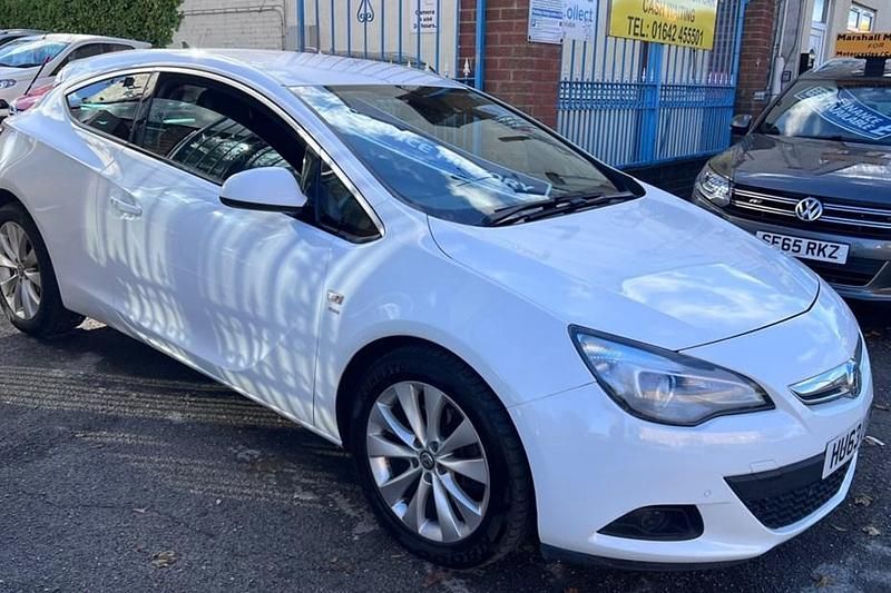 Used 2013 Vauxhall Astra GTC SRi Coupe | £3,699 (Fair price) - Image 1/1