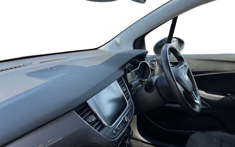 Image 2/4
