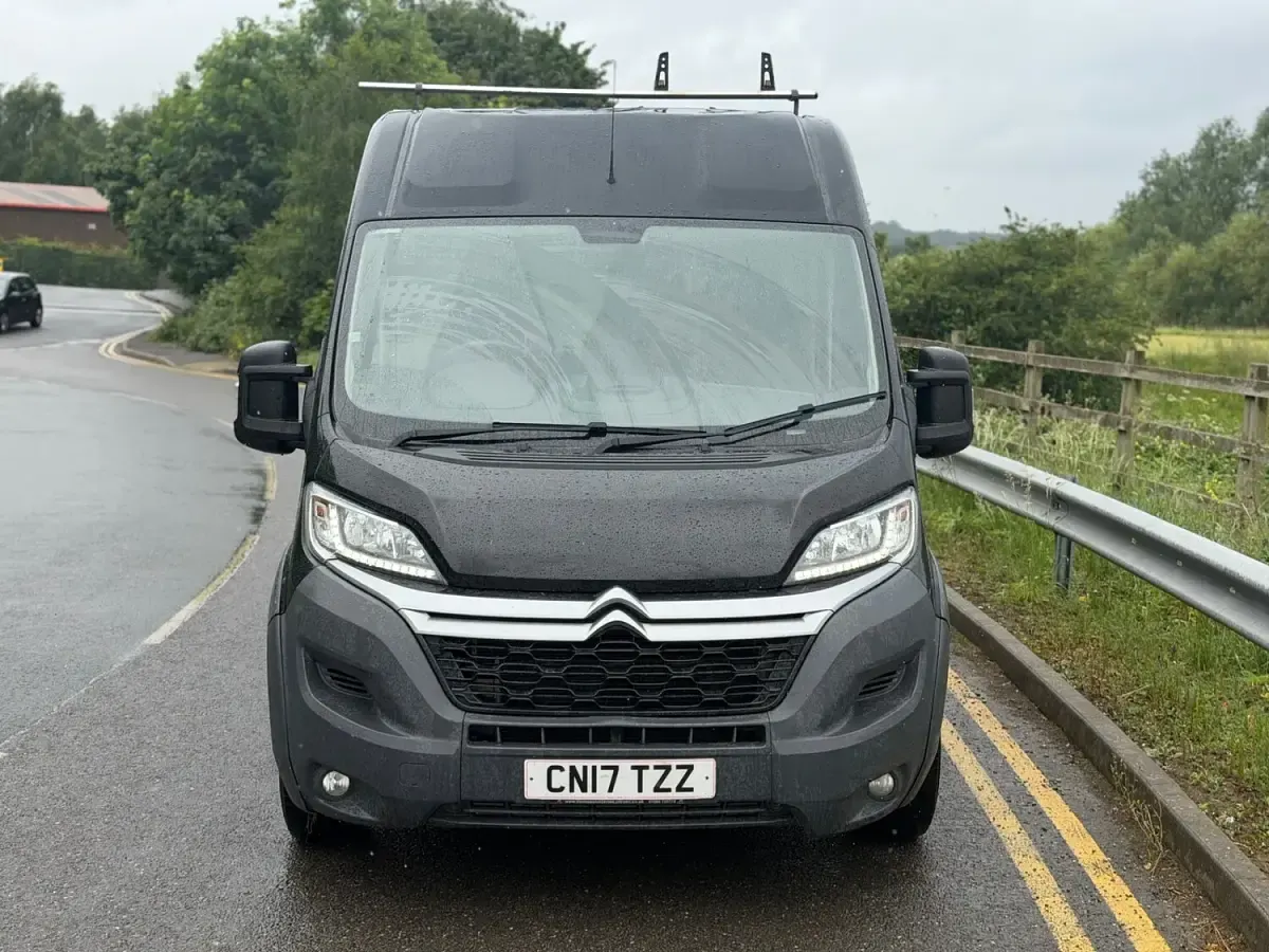 Used Citroën Relay 130 HP (95 kW) 2017 Black Van