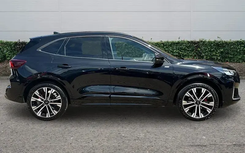Used Ford Kuga ST-Line X 242 HP (177 kW) 2025 Black SUV