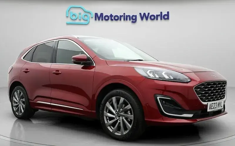 Used Ford Kuga Vignale 225 HP (165 kW) 2023 SUV