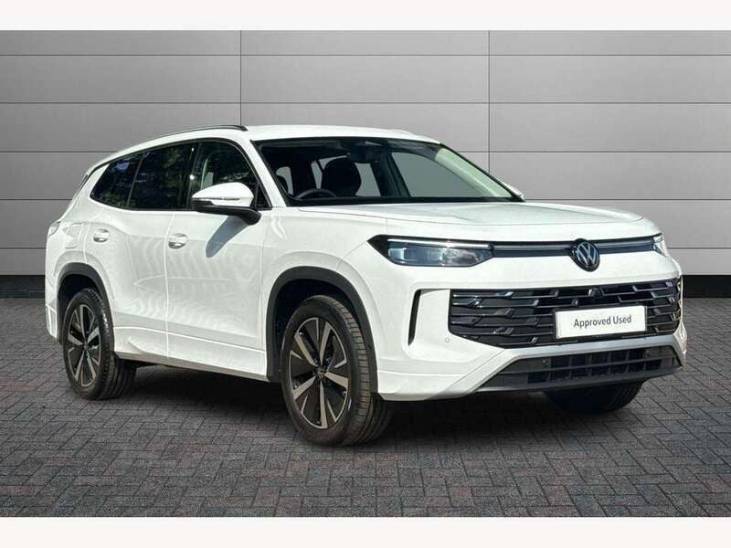 White Used 2025 VW Tayron Elegance SUV | £42,490 (Good price) - Image 1/4