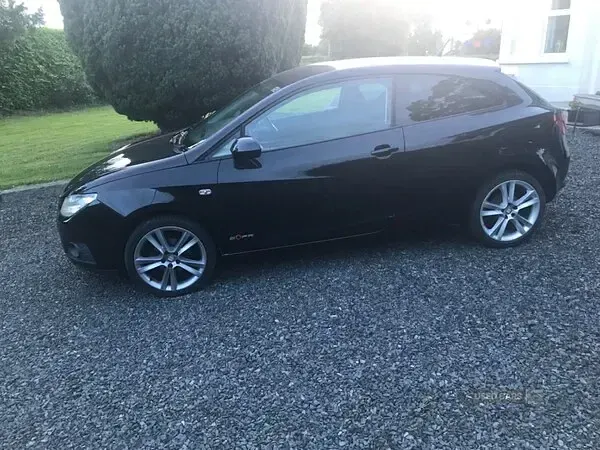 Used Seat Ibiza Copa 85 HP (62 kW) 2011 Black Hatchback