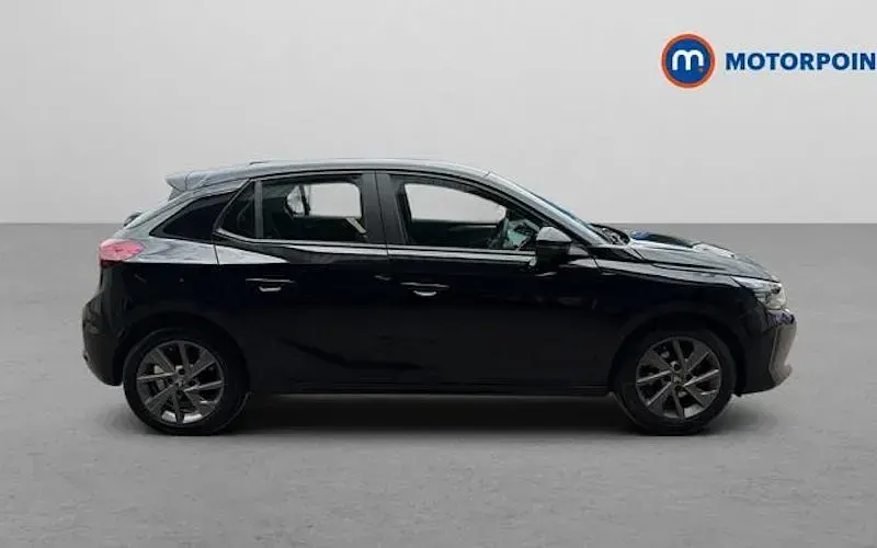 Usado Vauxhall Corsa Design Edition 75 HP (55 kW) 2024 Citadino
