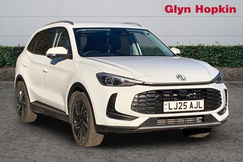 Used MG ZS Trophy 2025 White Hatchback