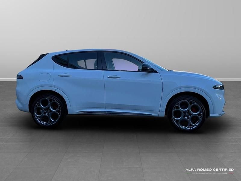 New Alfa Romeo Tonale 276 HP (202 kW) 2025 White SUV