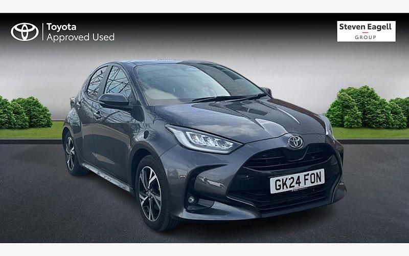 Used Toyota Yaris Hybrid Design 116 HP (85 kW) 2026 Hatchback