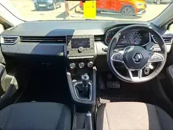 Used Renault Clio Play 100 HP (73 kW) 2020 Silver Hatchback