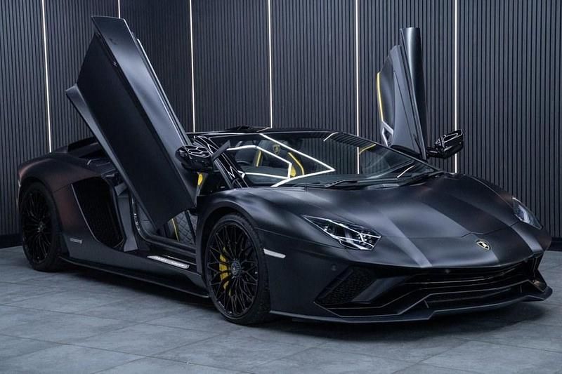 Used Lamborghini Aventador 740 HP (544 kW) 2018 Grey Coupe