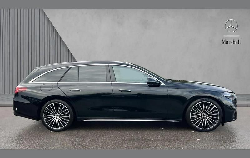 Used Mercedes E300 Premium Plus 308 HP (226 kW) 2025 Black Estate