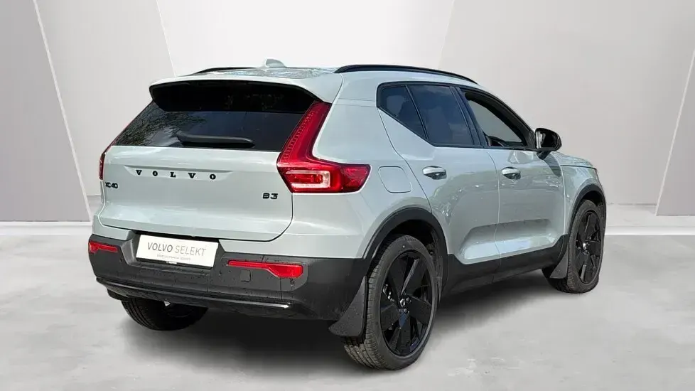 Used Volvo XC40 Plus 2026 SUV