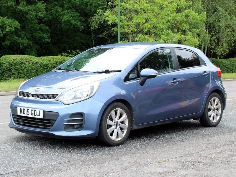 Blue Used 2015 Kia Rio Hatchback | £5,250 (Fair price) - Image 1/4