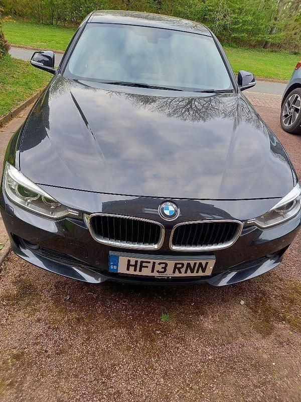Black Used 2013 BMW 320 Efficient Dynamics Sedan | £4,900 (Super price) - Image 1/4