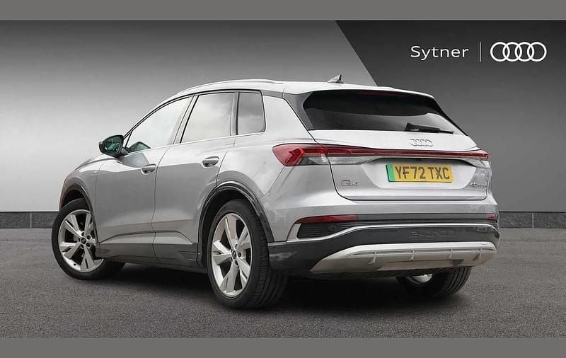 Second-hand Audi Q4 e-tron S-Line 150 kW (204 CP) 2022 Argintiu SUV