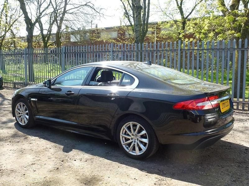 Usado Jaguar XF S 200 HP (147 kW) 2013 Preto Sedan