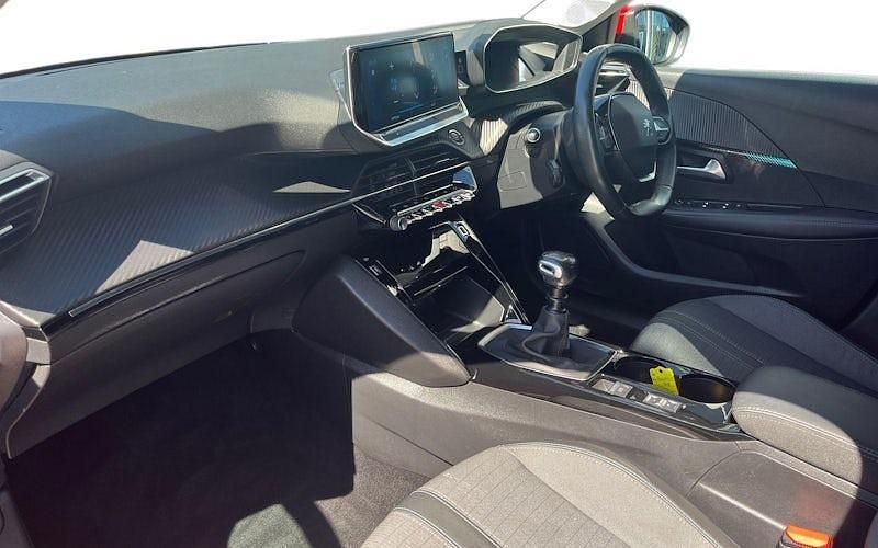 Second-hand Peugeot 208 Allure 102 CP (75 kW) 2020 Roșu Hatchback