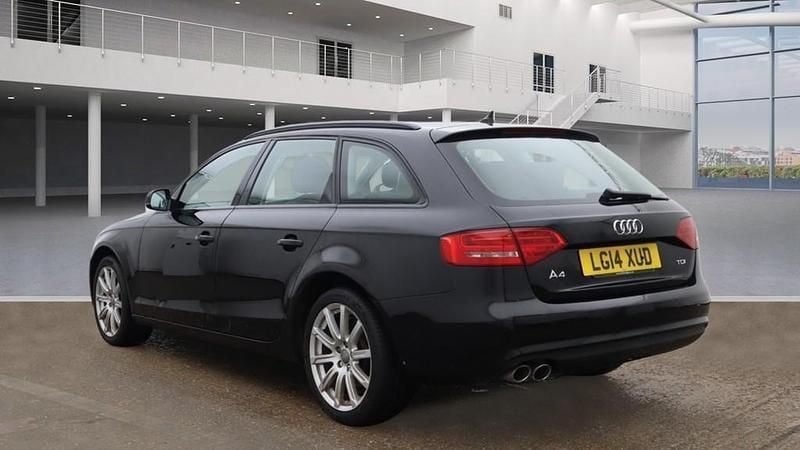 Used Audi A4 Advanced 150 HP (110 kW) 2014 Phantom black Estate